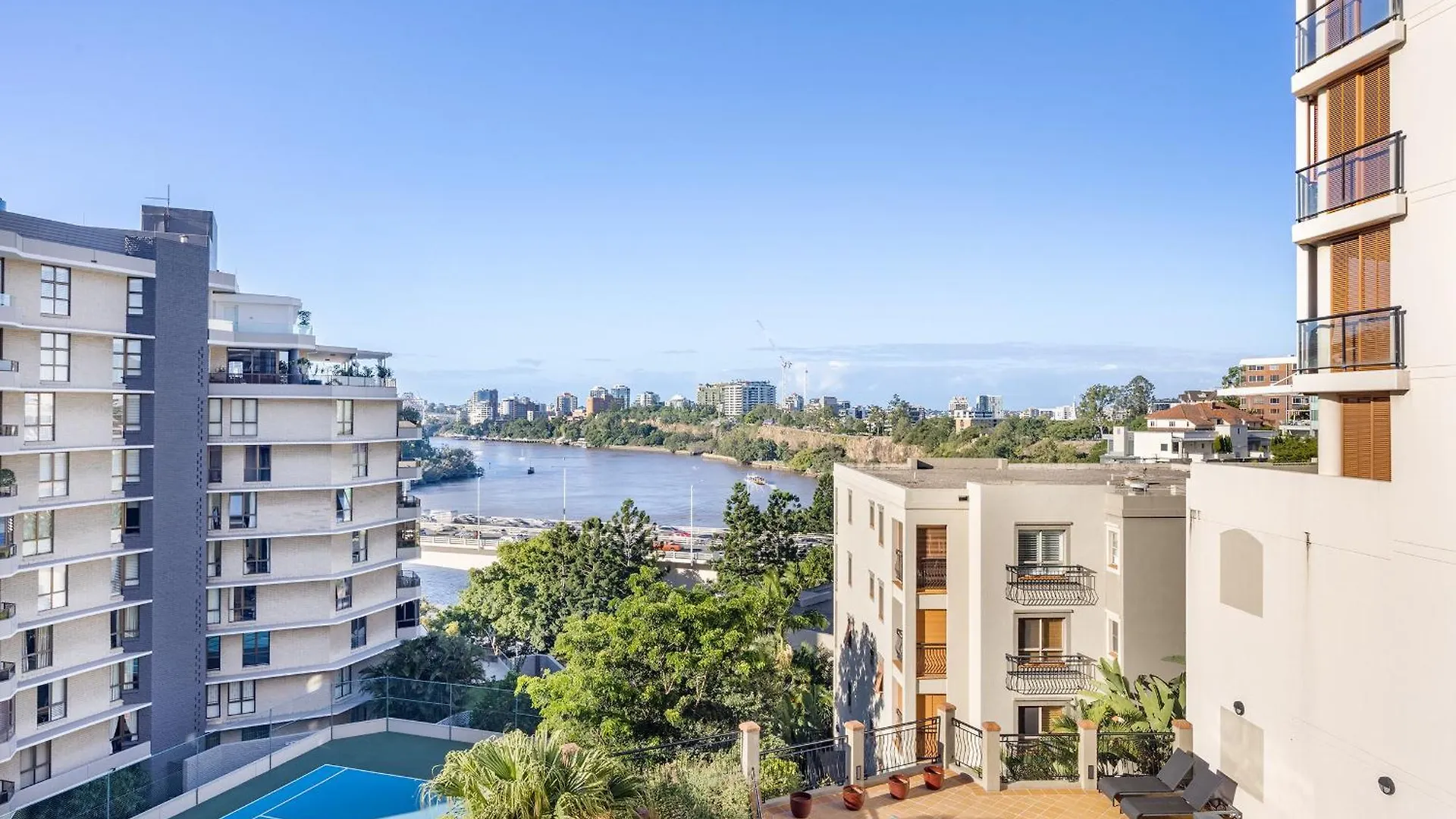 Riverside Heritage Chateau/Convenient/Free Carpark Μπρίσμπεϊν