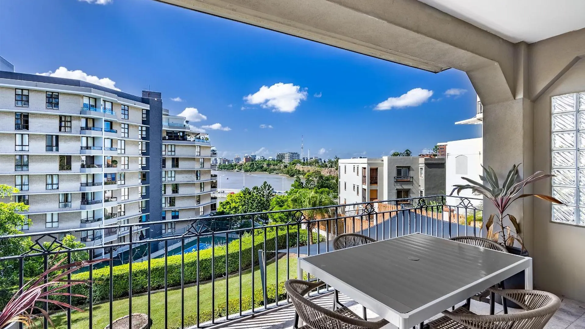 Riverside Heritage Chateau/Convenient/Free Carpark Μπρίσμπεϊν 0*,  Αυστραλία