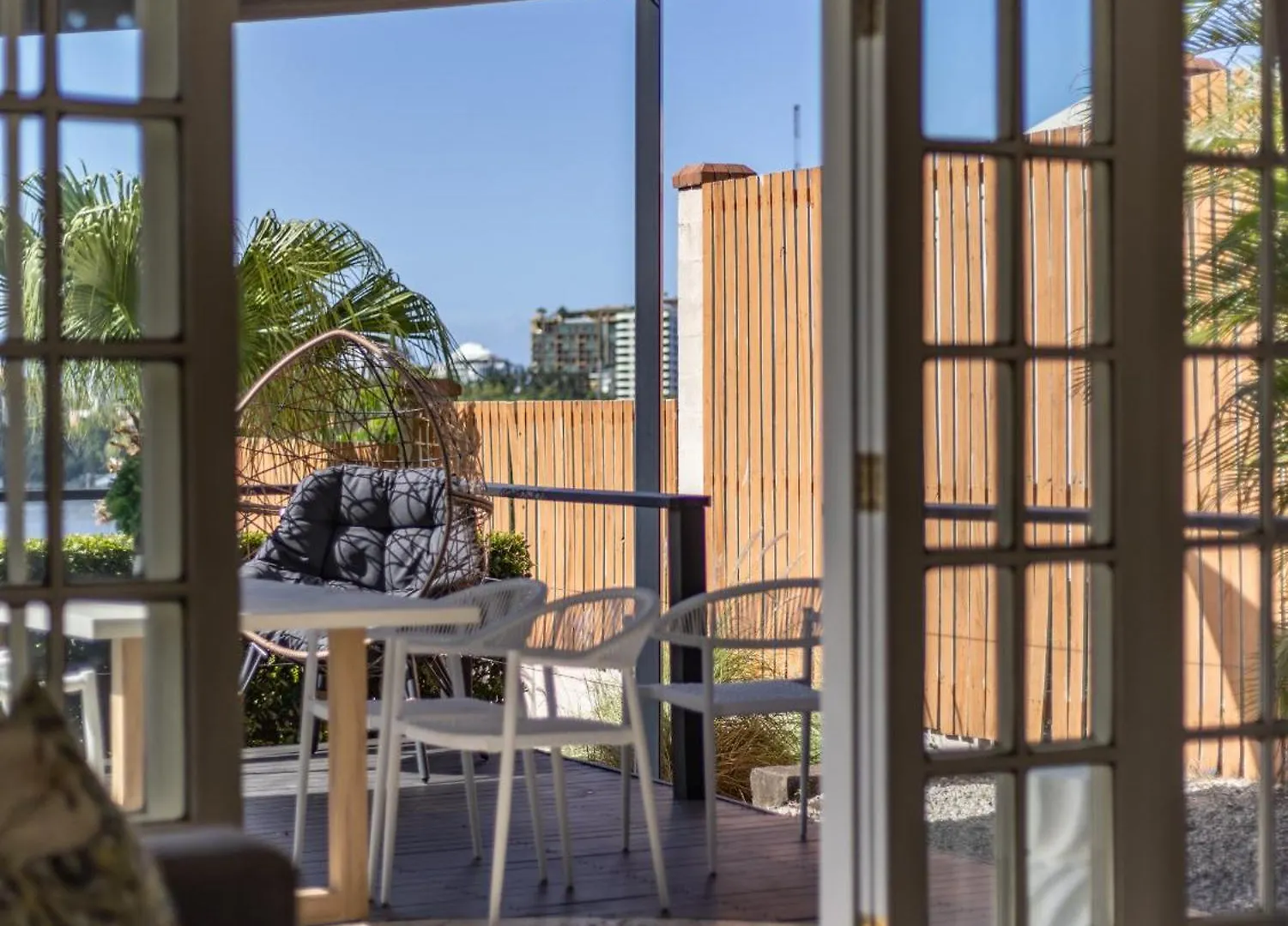 Riverside Heritage Chateau/Convenient/Free Carpark Brisbane 0*,  Australia